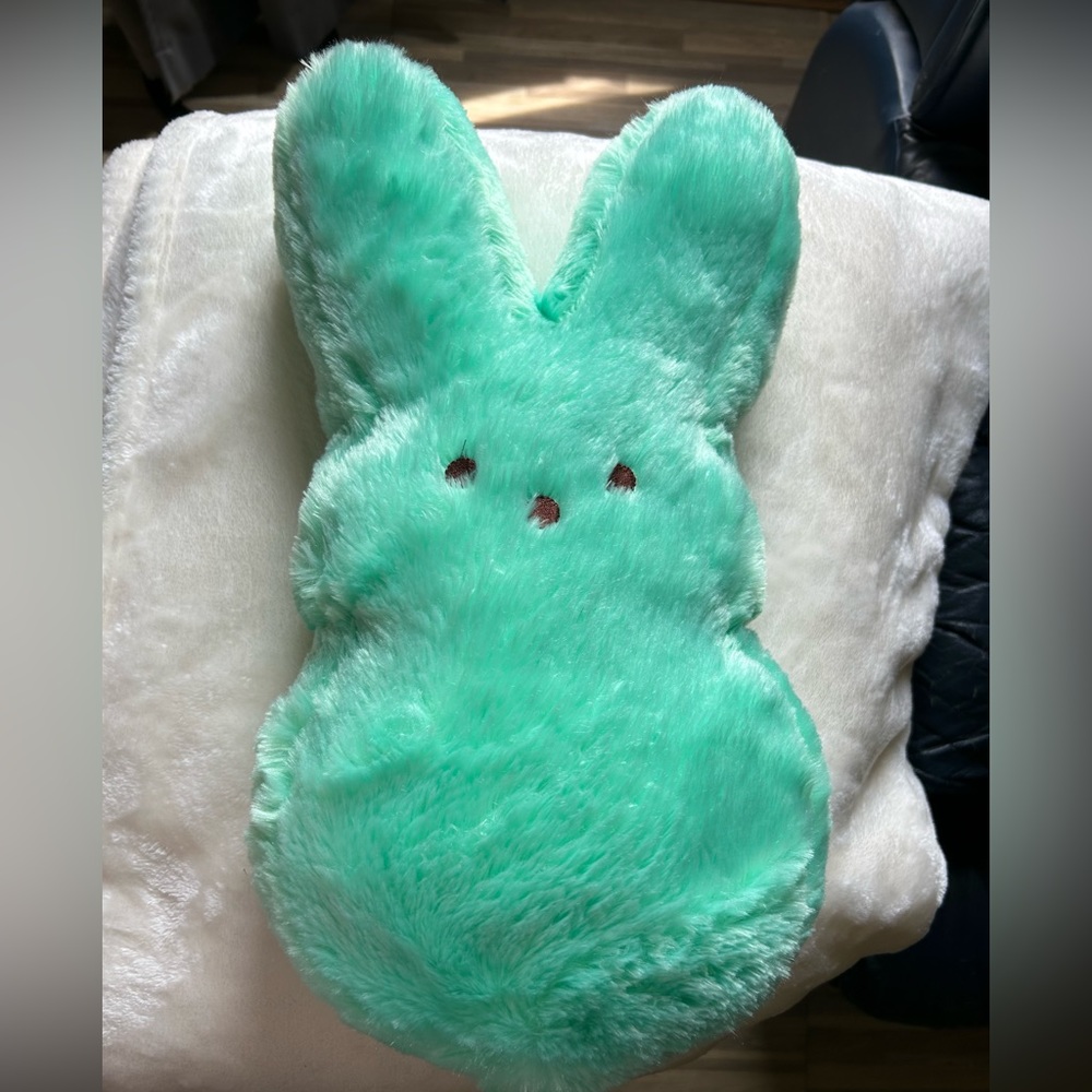 Peeps Easter bunny
